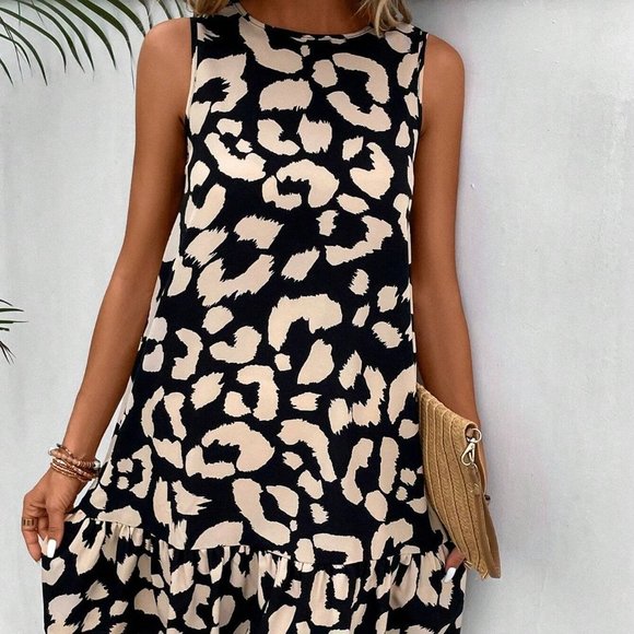 Leopard Print Tie Back Ruffle Hem Smock Dress Black - Picture 4 of 5